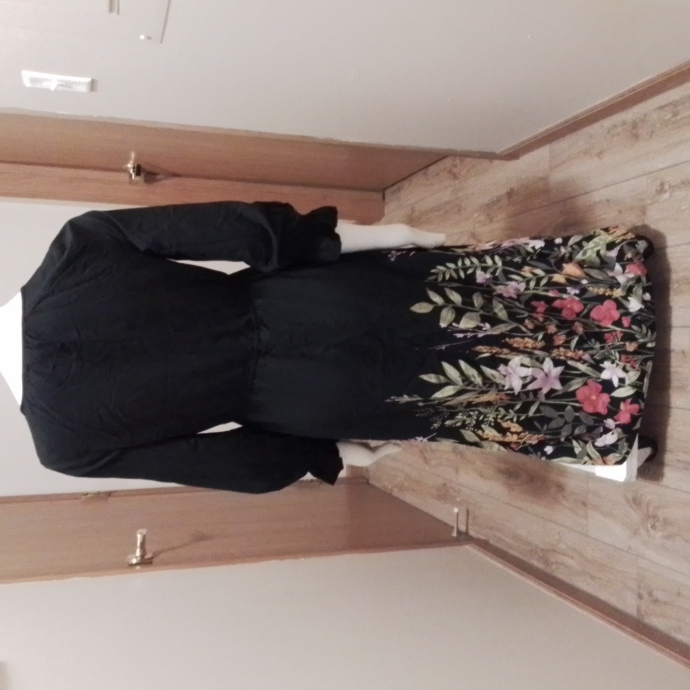 Old Navy dress, size M,  black with floral print